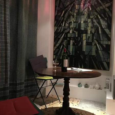 Grand Avec Parking Montparnasse 14e Apartment