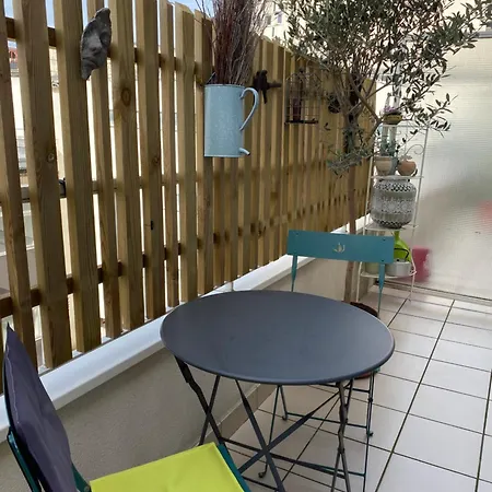 Grand Avec Parking Montparnasse 14e *